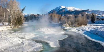 America's Hot Springs: Your 2025 Guide to Natural Thermal Waters - Cover Image