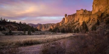 The Photographer's Paradise: 2025 Guide to US Landscapes - Cover Image